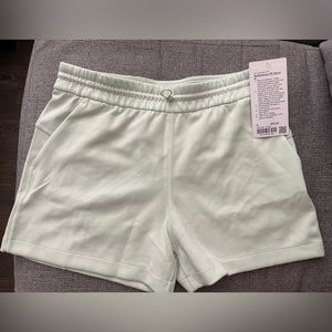 Lululemon Softatreme HR Short 4”
